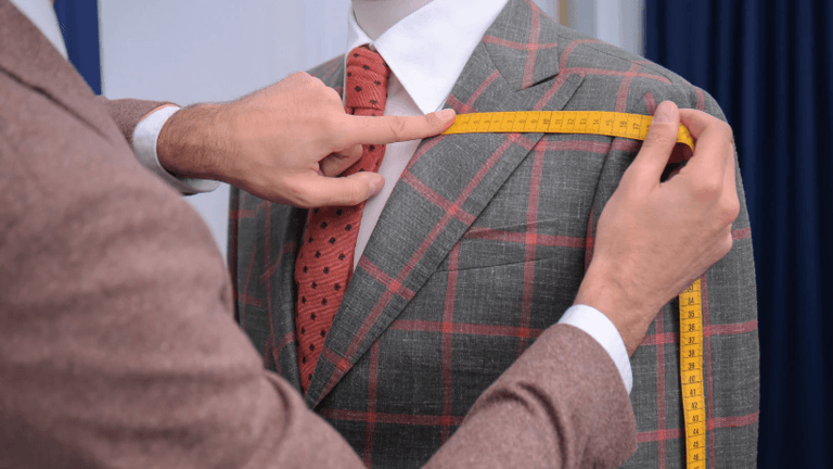 Customizable menswear