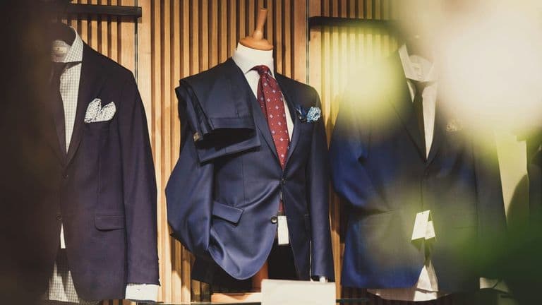 Men’s Fashion in 2025: A Blend of Classic Tailoring, Sustainability, and Comfort