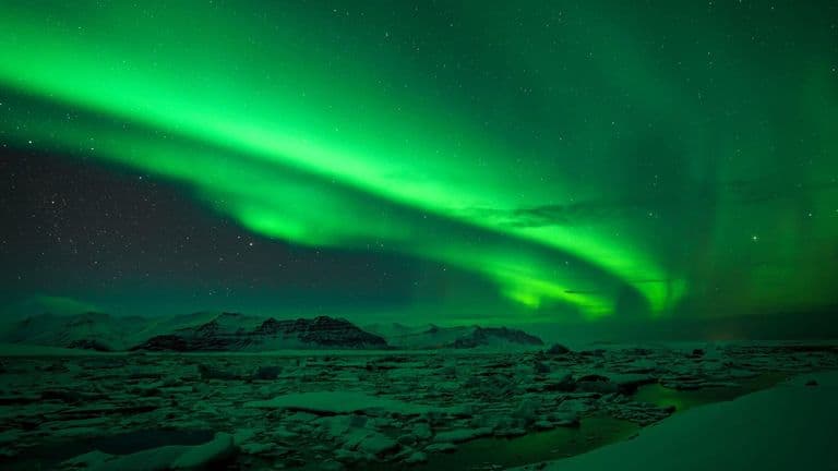 Northern Lights Illuminate U.S. Skies on May 27