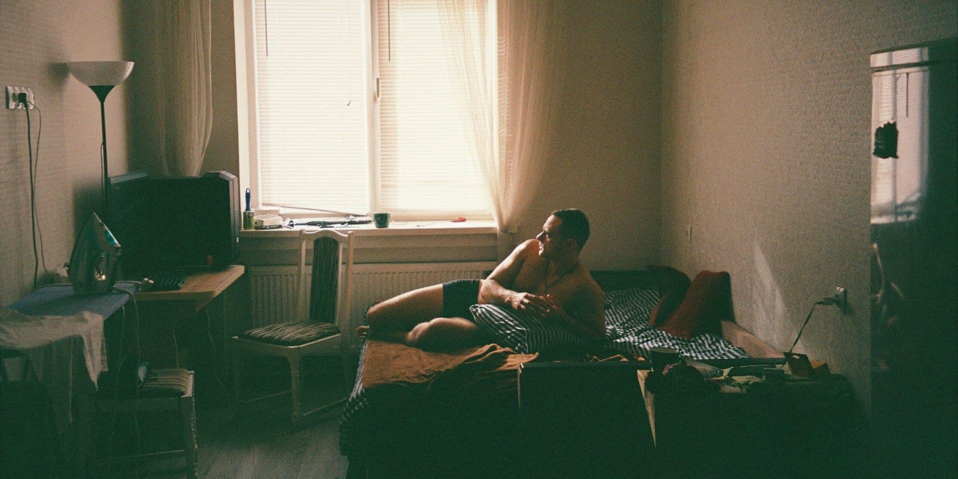 U.S. Census Bureau Reports Rise in Single Men Living Alone, Reflecting Changing Social Patterns