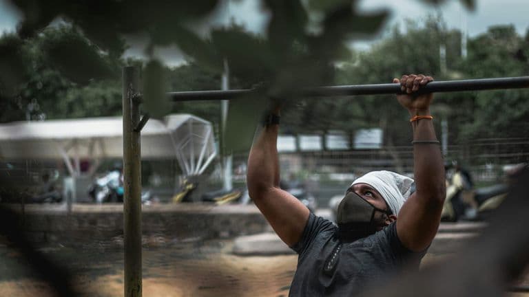 The Rise of “Soft Strength”: How Men Are Redefining Power in 2024