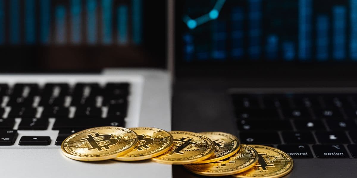 Cryptocurrency Trends: How Men Are Leading the Investment Boom in Digital Assets