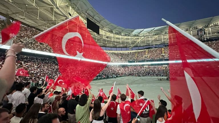 USMNT Falls to Turkey in Rain-Soaked Friendly, Highlighting Growing Pains Ahead of 2026 World Cup
