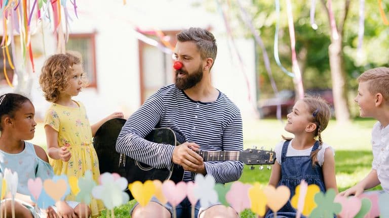 Father’s Day 2025: Bloomingdale’s Curates Stylish Summer Gifts for Every Dad
