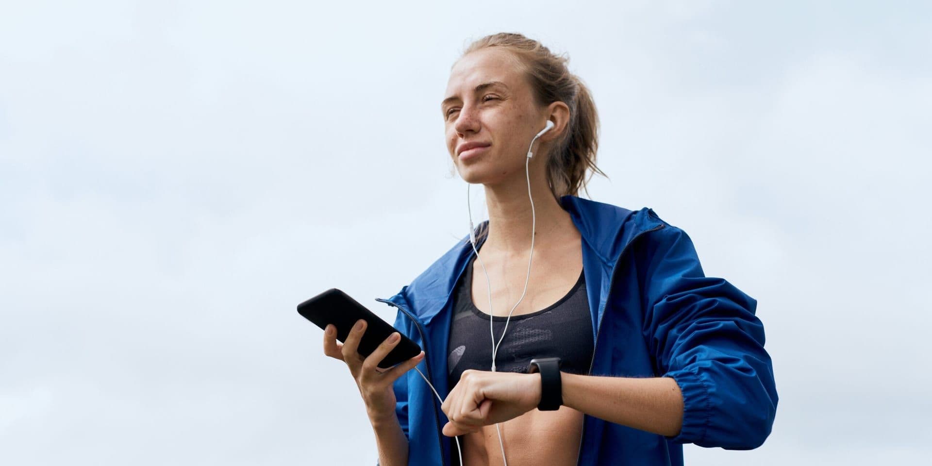 Wearable Tech and Functional Fitness Lead 2026 Fitness Trends