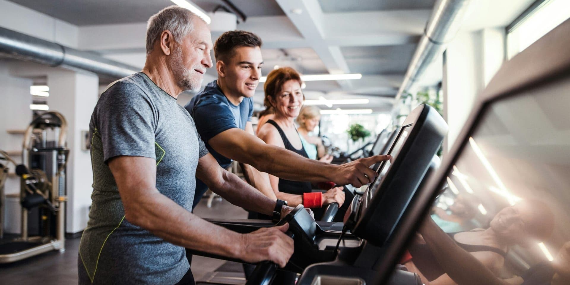 Top Fitness Trends in the U.S. for 2025: Embracing Technology and Holistic Wellness