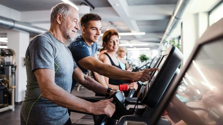 Top Fitness Trends in the U.S. for 2025: Embracing Technology and Holistic Wellness
