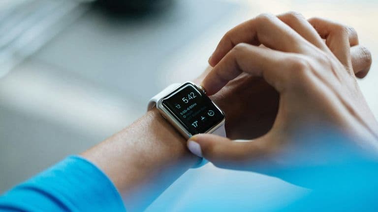 Wearable Tech and Core Strength Lead U.S. Fitness Trends in 2026