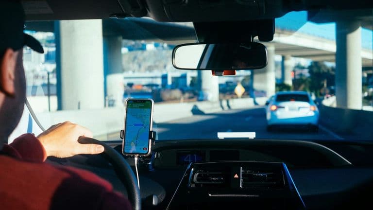 Governor Newsom Signs Agreement for Uber and Lyft Driver Unionization