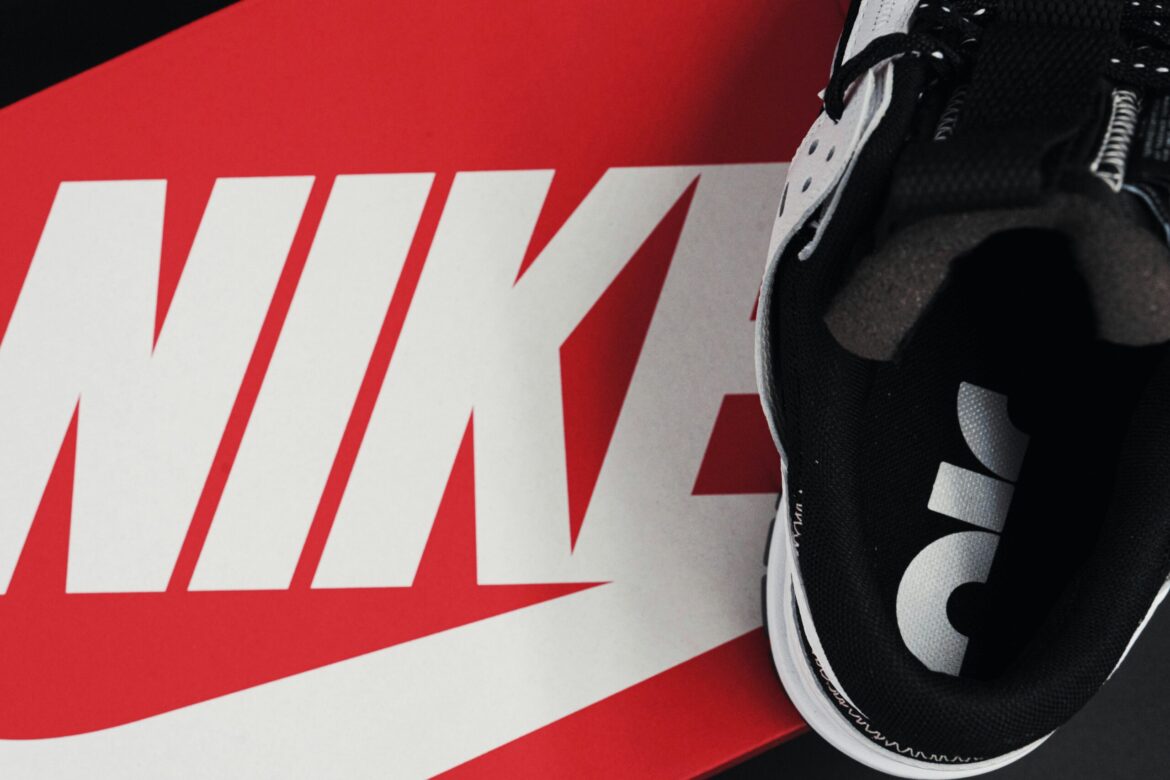 Raymond sime le5qzyzdx6q unsplash